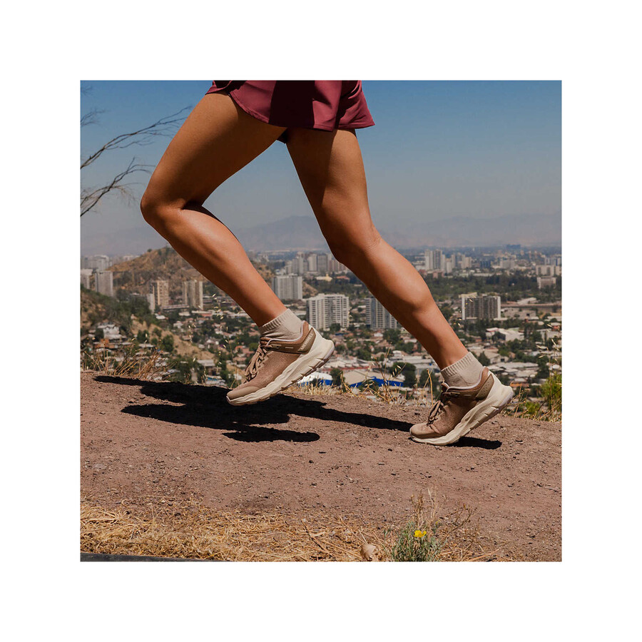 レディース antora 4 トレイルランニングシューズ ブラックアロイ